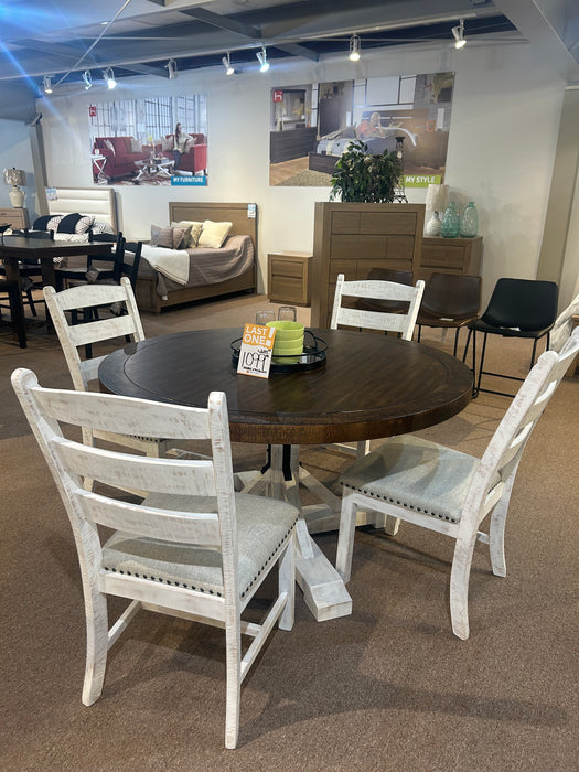 Dining Table + 4 Chairs