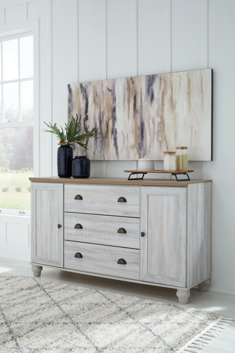 Haven Bay Queen Panel Bed with Dresser