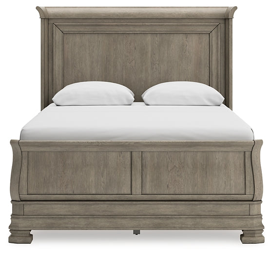 Lexorne Queen Sleigh Bed with Mirrored Dresser